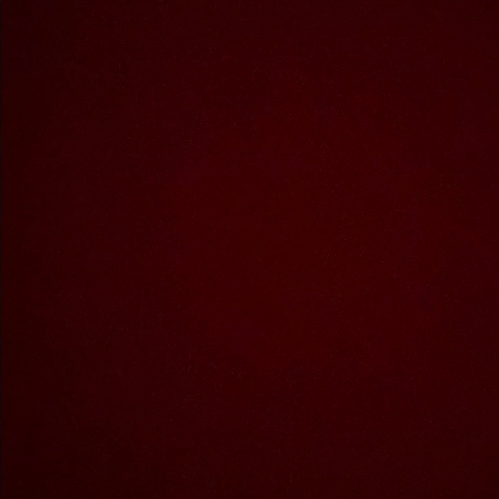 Meet your Posher, Teasia